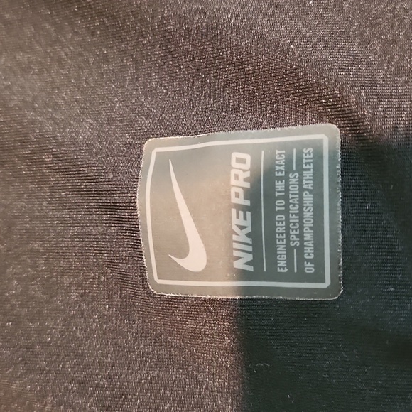 Nike Pro Long Sleve Shirt - Picture 2 of 5